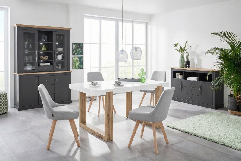 Esszimmer-Posten